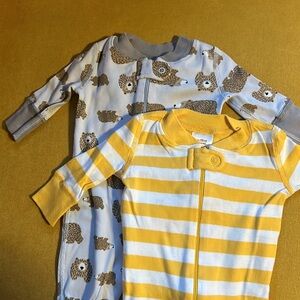 2 Hanna Andersson PJ’s 0-6M